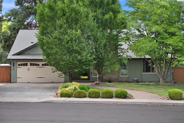 138 N Sherman St, Richland, WA 99354