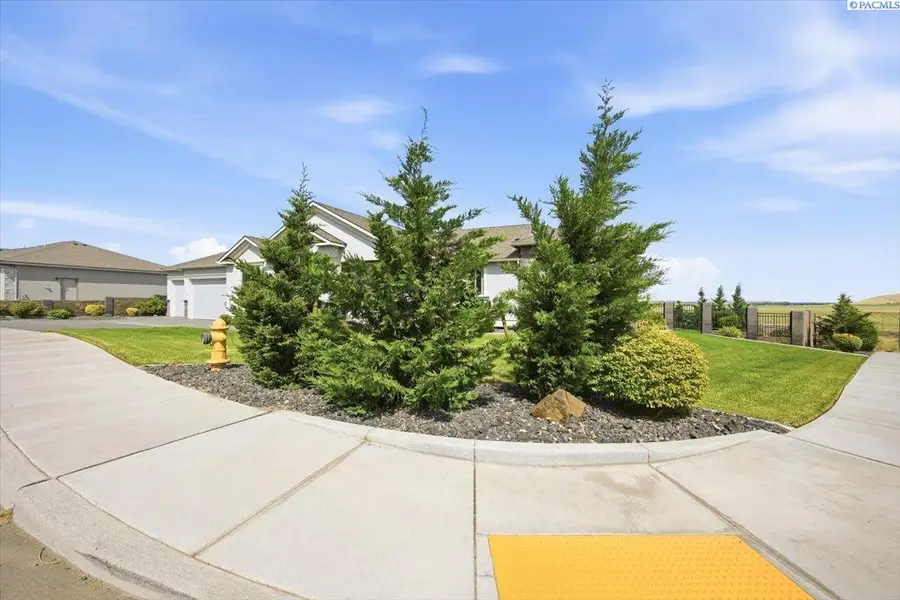 505 Thebes St., West Richland, WA 99353 - #3