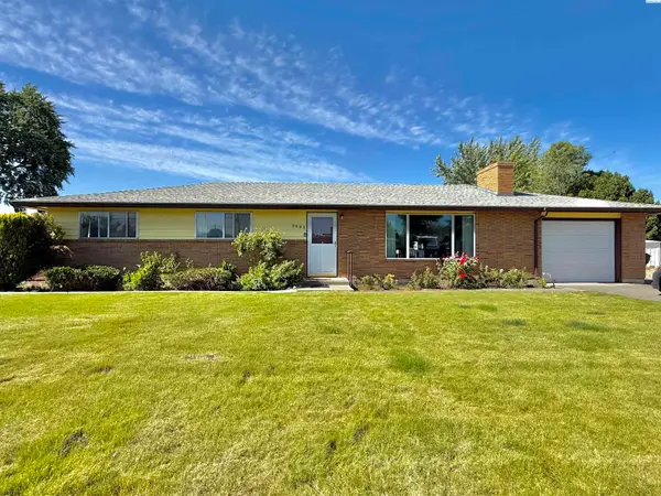 3903 W Nixon St, Pasco, WA 99301