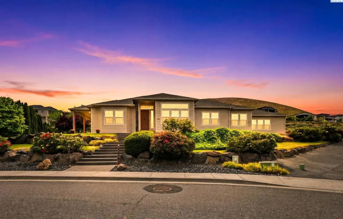 5121 Milky Way, West Richland, WA 99353 - #1