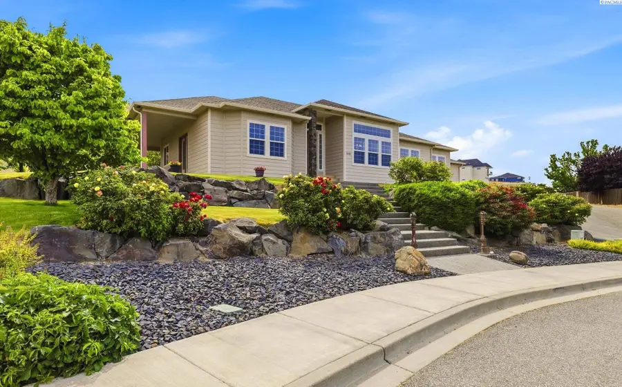 5121 Milky Way, West Richland, WA 99353 - #2