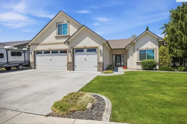 693 Tanglewood Drive, Richland, WA 99352