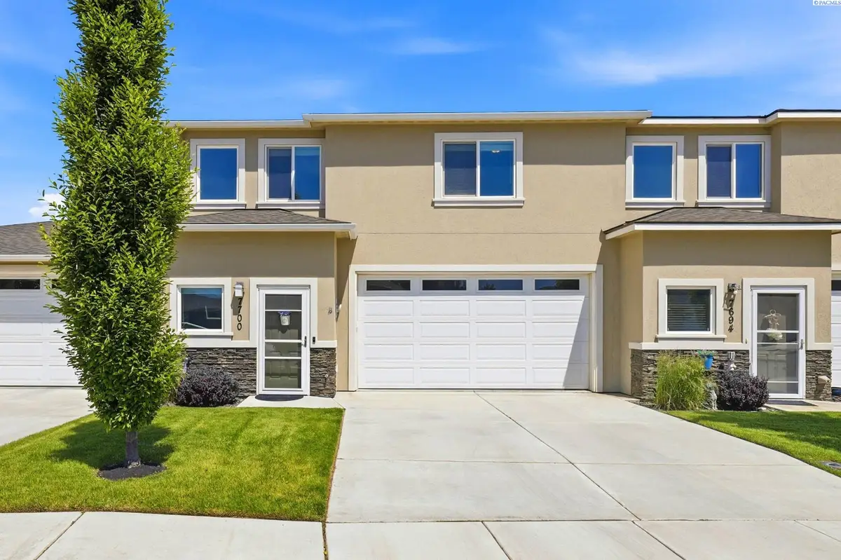 7700 W 11th Avenue, Kennewick, WA 99338 - #1