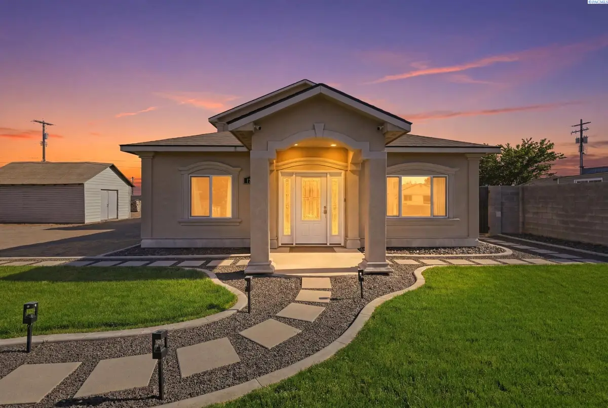 1714 W Clark St, Pasco, WA 99301 - #1
