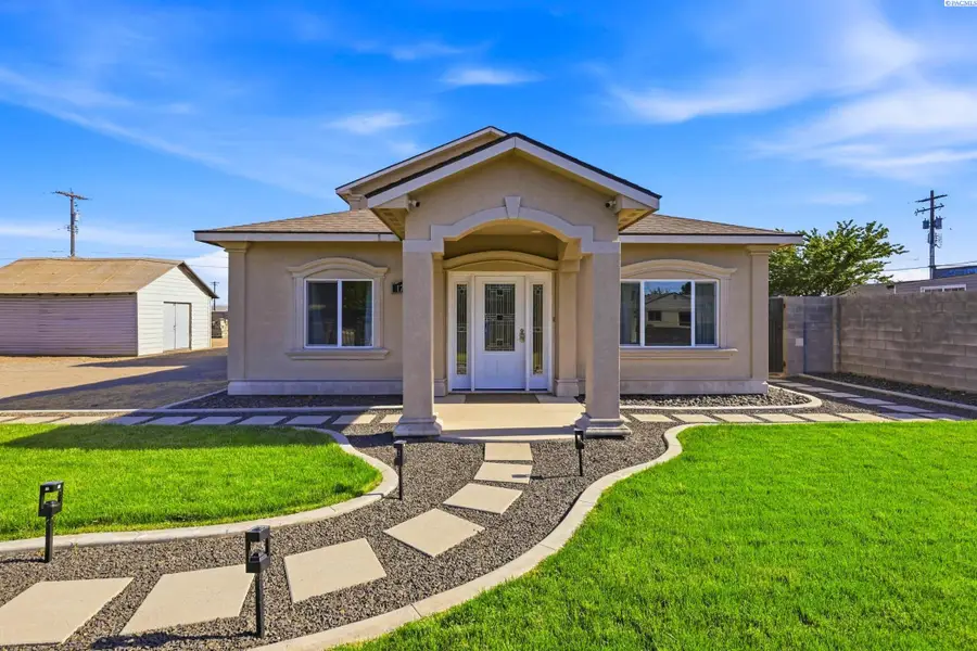 1714 W Clark St, Pasco, WA 99301 - #2