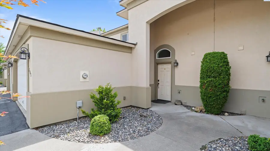 705 Hanford, Richland, WA 99354 - #3