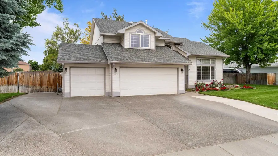 1611 Alamosa Ave, Richland, WA 99352 - #2