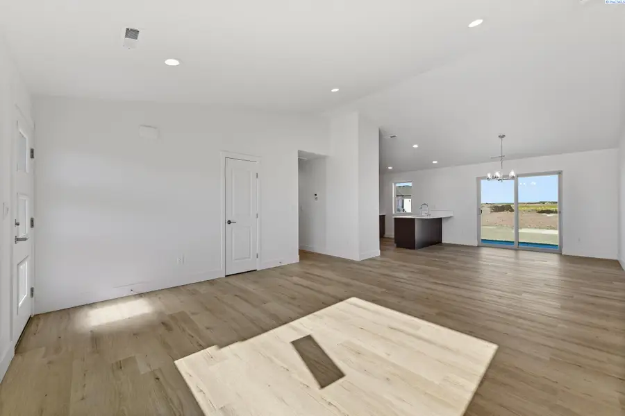 6901 Road 105, Pasco, WA 99301 - #2