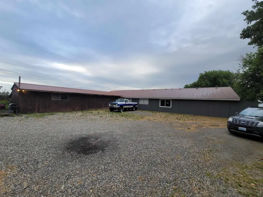24524 S Oak Street, Kennewick, WA 99337 - #3
