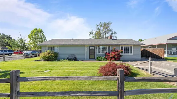 3403 W Imnaha Ave, Kennewick, WA 99336
