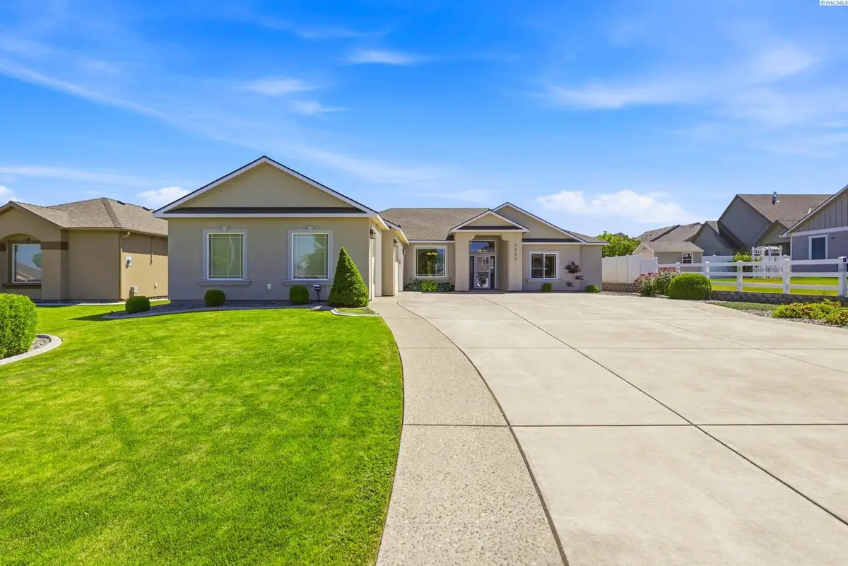 4305 Norma Loop, West Richland, WA 99353 - #1