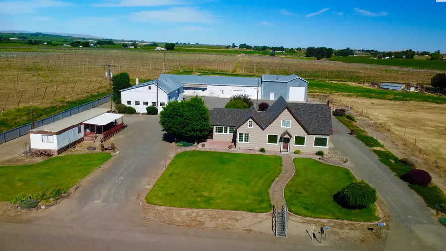 481 Woodall Rd., Grandview, WA 98930 - #3