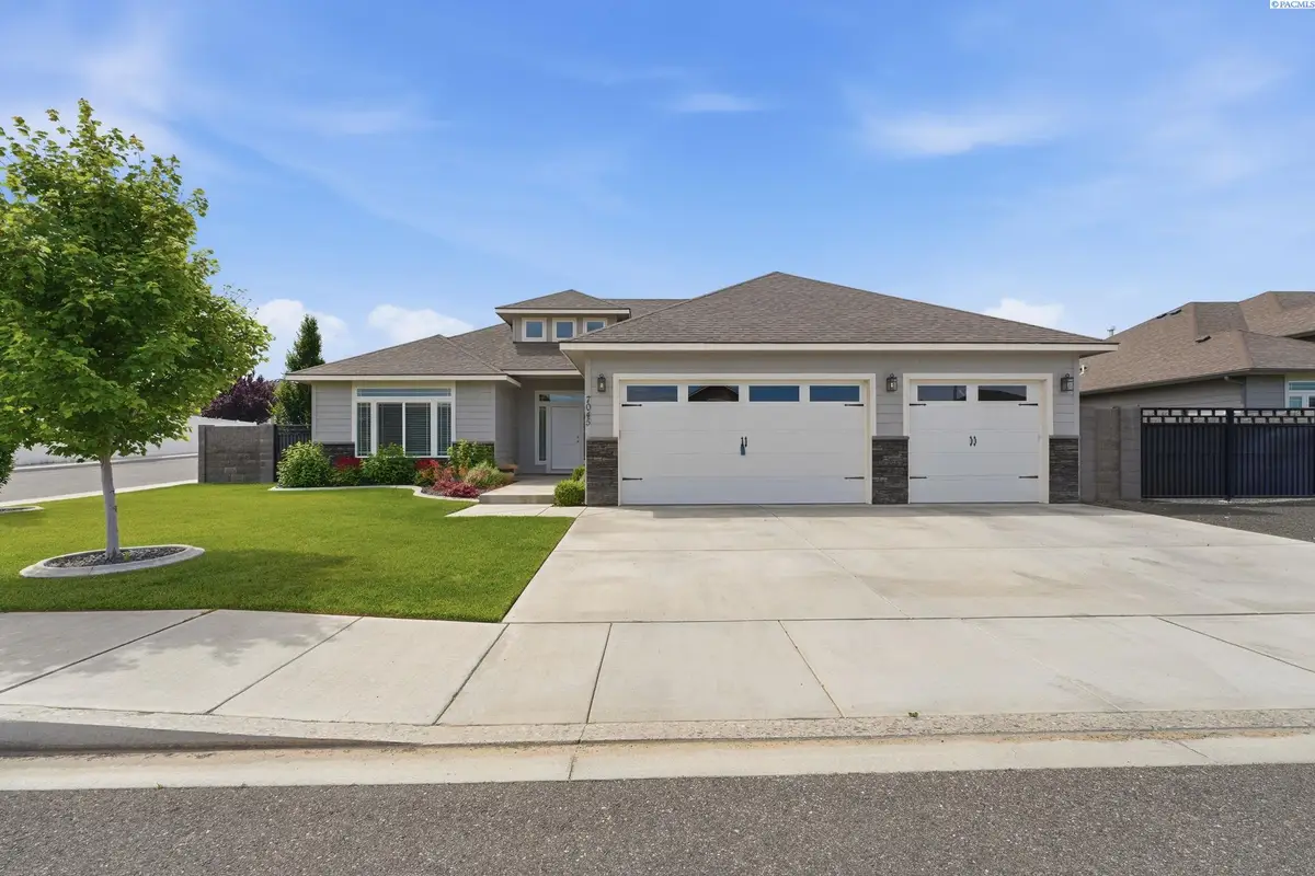 7045 W 31st Place, Kennewick, WA 99338 - #1