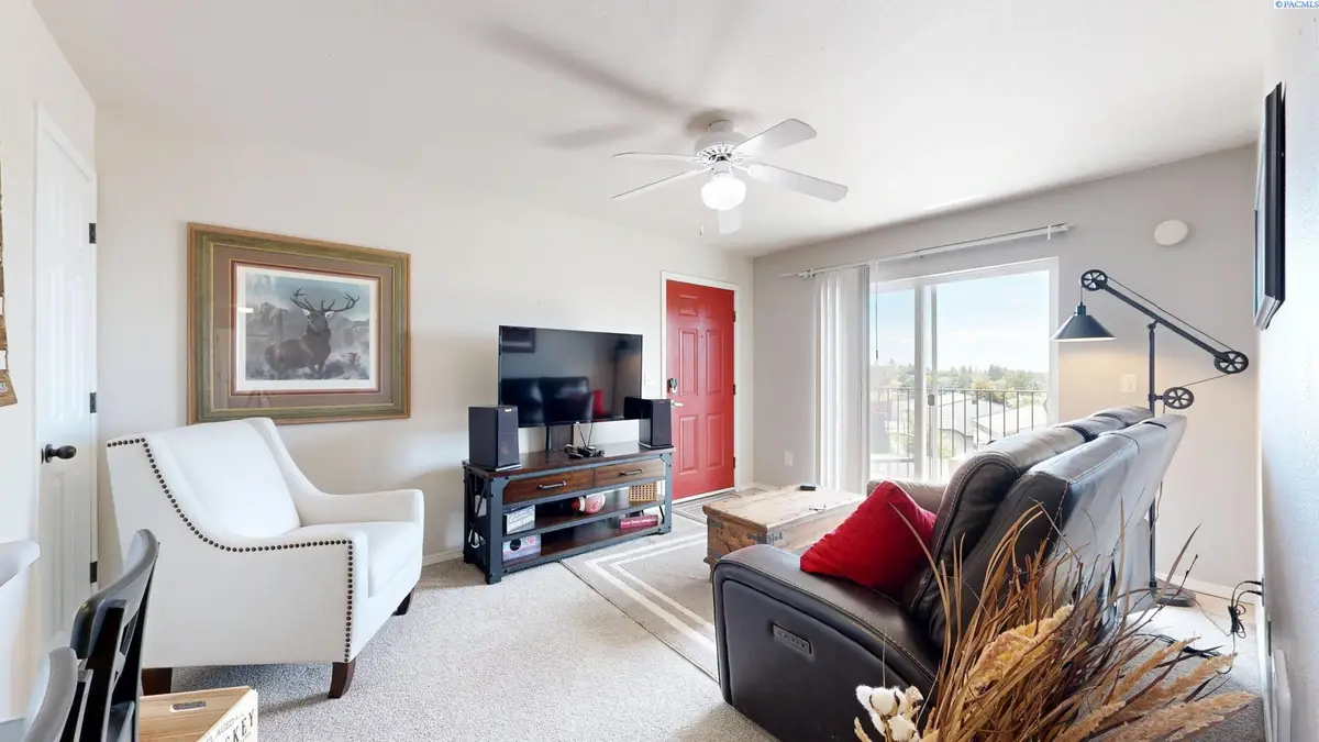1645 NE Merman Drive #C201, Pullman, WA 99163 - #1