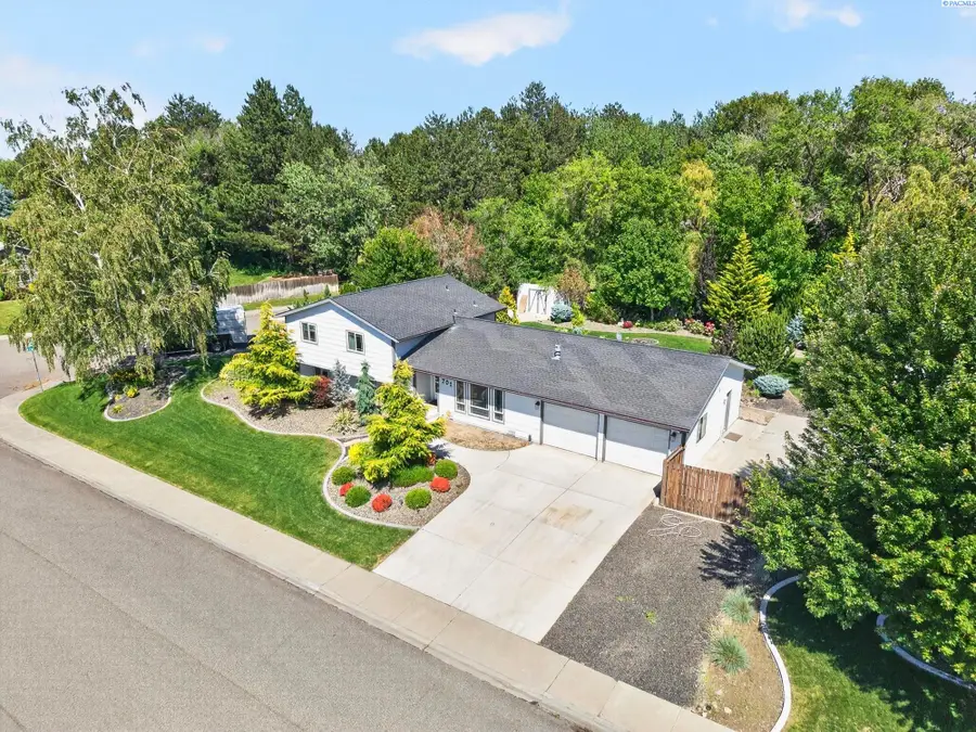 701 S Penn St, Kennewick, WA 99336 - #2