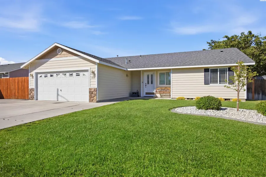 4333 Campolina Ln, Pasco, WA 99301-8332 - #2