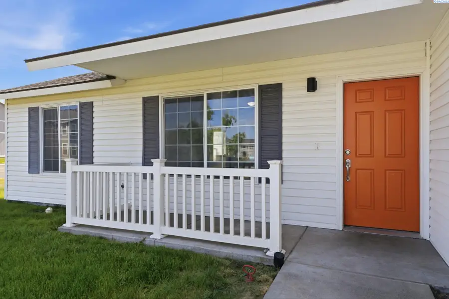 3415 Hawthorne Ln, Pasco, WA 99301 - #3
