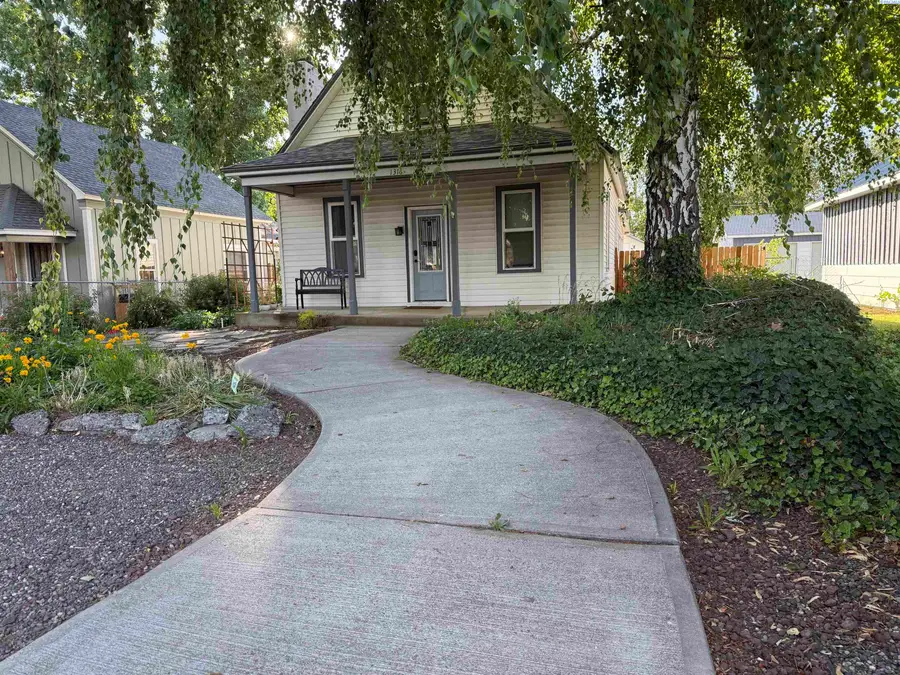 1316 Grant Ave, Prosser, WA 99350 - #2