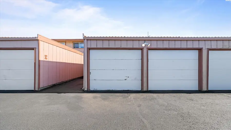 3121 W Hood Ave. #E103, Kennewick, WA 99336 - #2