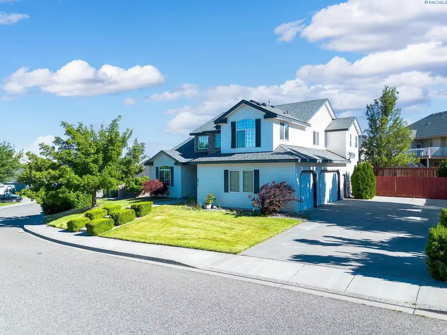 8812 W 3rd Avenue, Kennewick, WA 99336 - #3