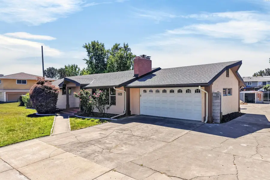 411 W 27th Ave, Kennewick, WA 99337 - #3