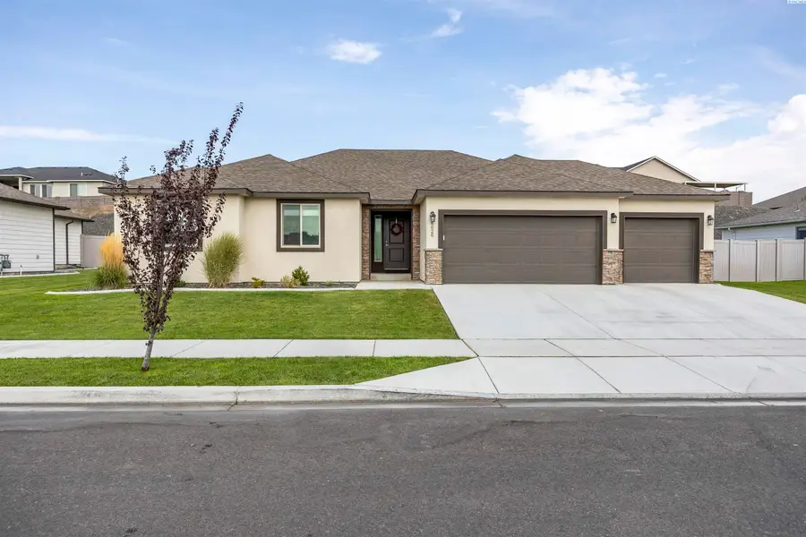 6020 W 32nd Ct, Kennewick, WA 99338 - #2