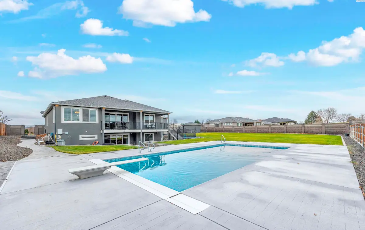 5221 W Richardson Road, Pasco, WA 99301 - #1