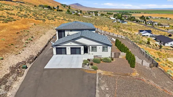 55702 N 370 Pr Ne, Benton City, WA 99320