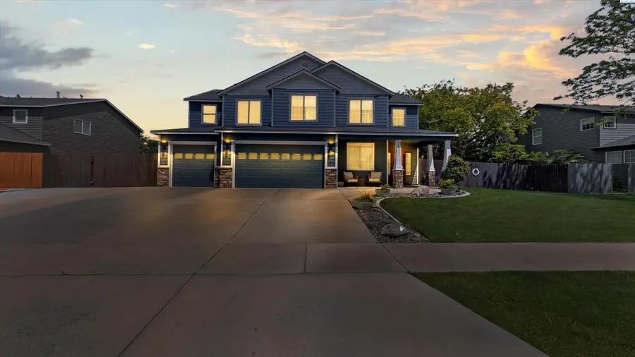 4411 Antigua Dr, Pasco, WA 99301 - #2