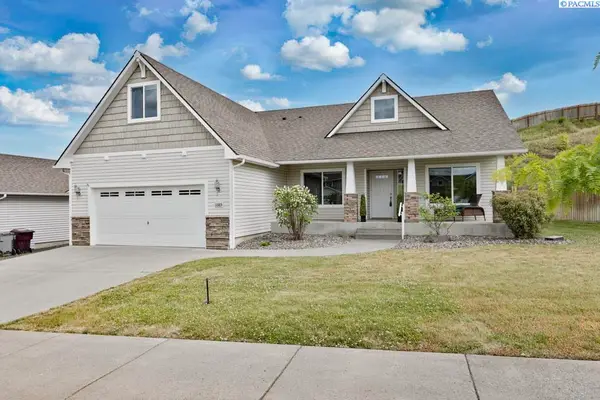 1085 SW Latour Peak St, Pullman, WA 99163