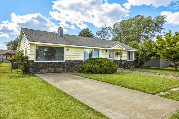 424 S Olson Street, Kennewick, WA 99336