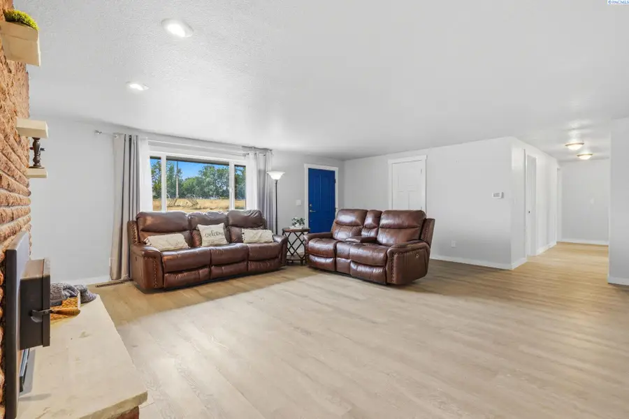 52005 N Whan, Benton City, WA 99320 - #3