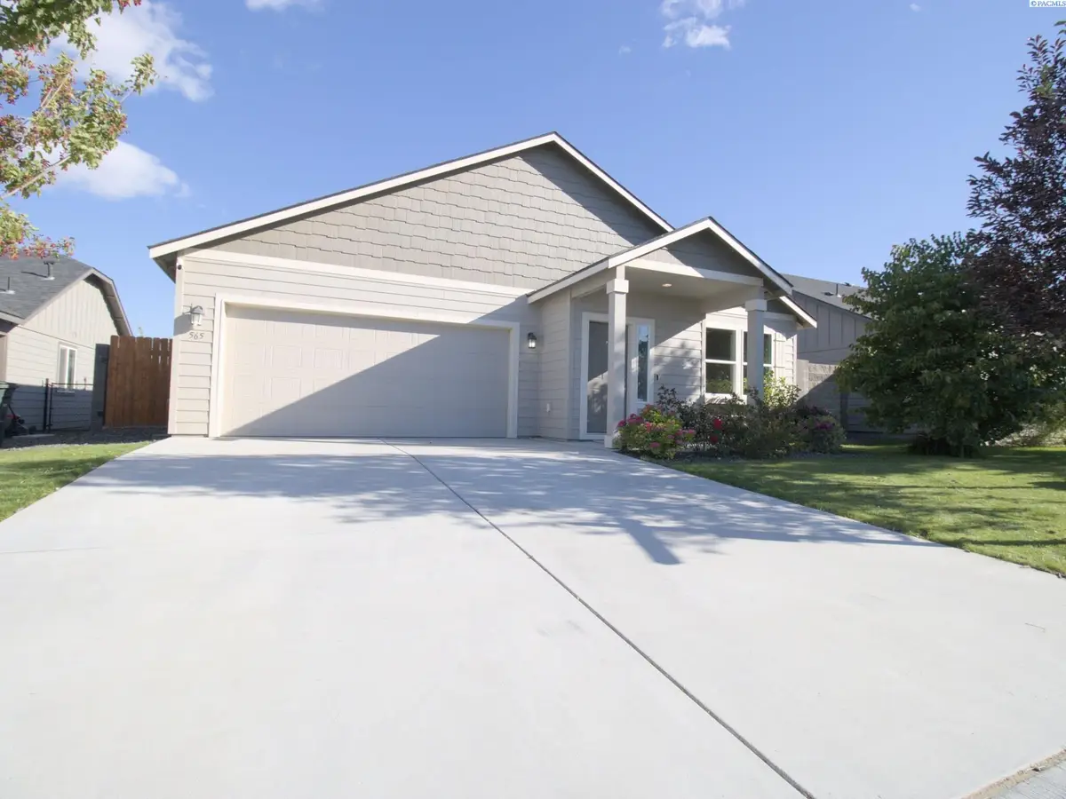 565 Marysville Way, Richland, WA 99352 - #1