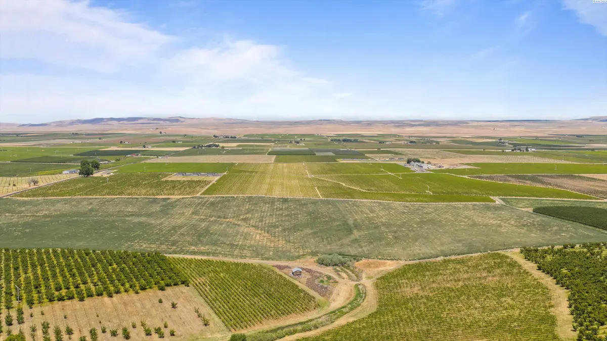 1000 Nka Gap Rd., Prosser, WA 99350 - #1