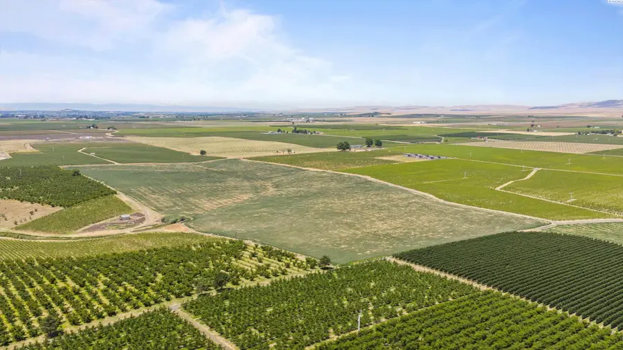 1000 Nka Gap Rd., Prosser, WA 99350 - #2