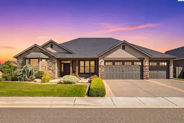6678 Whitestone St, West Richland, WA 99353