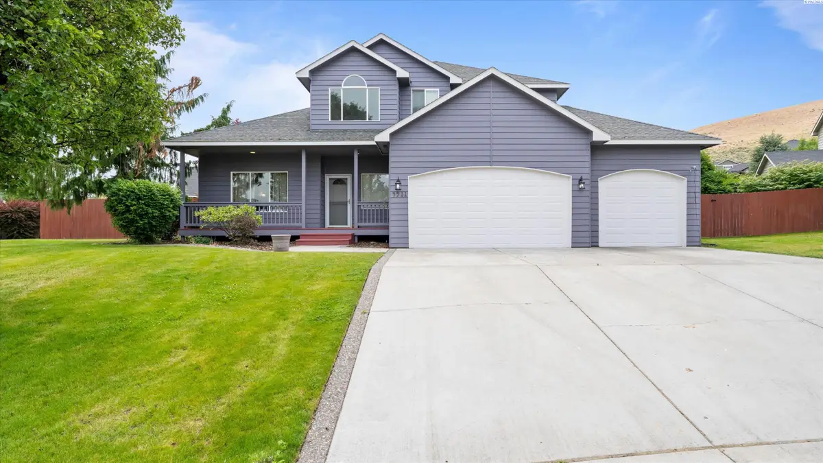 4911 Milky Way, West Richland, WA 99353 - #1