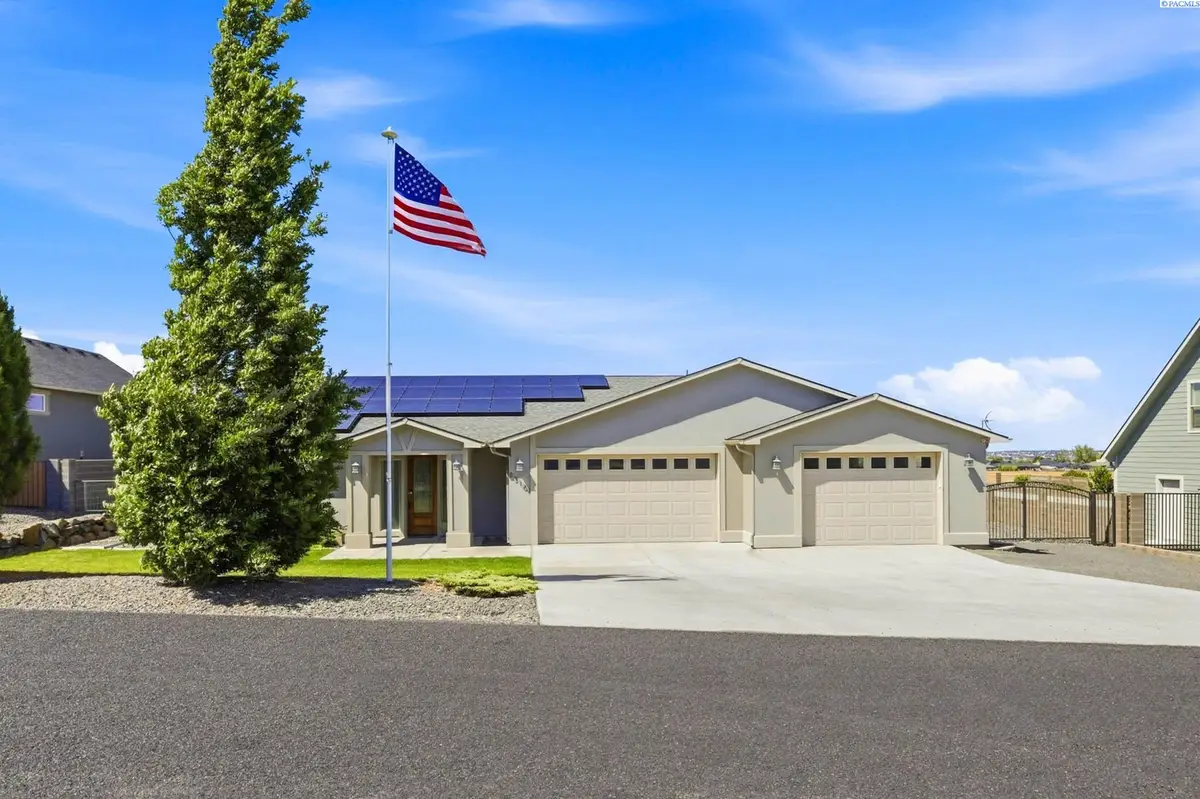 83104 E Wallowa Rd, Kennewick, WA 99338 - #1