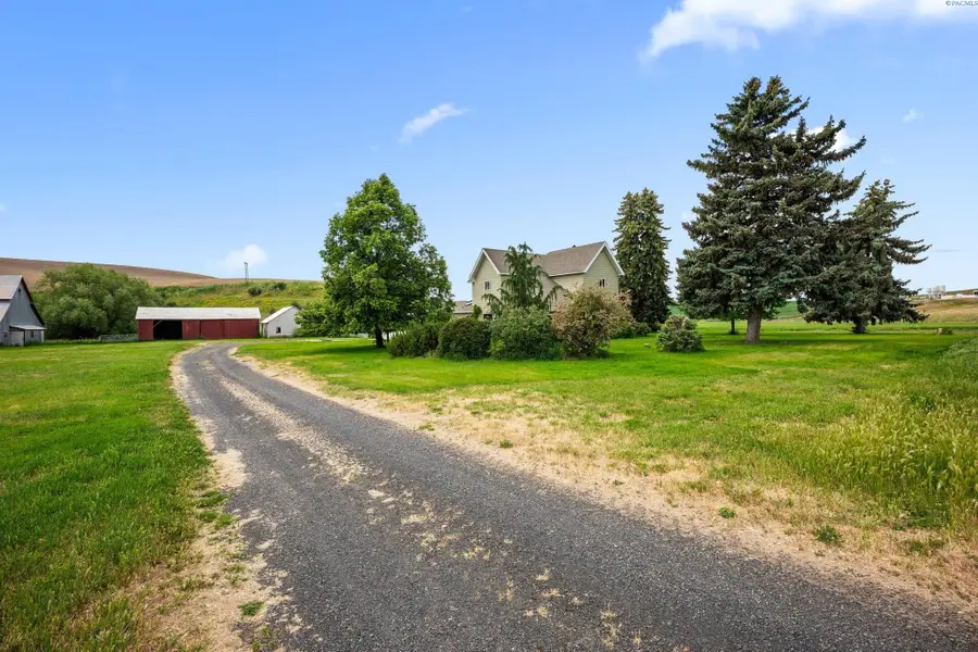 21431 Endicott Rd, Endicott, WA 99125 - #2