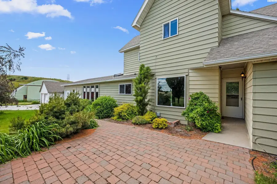 21431 Endicott Rd, Endicott, WA 99125 - #3