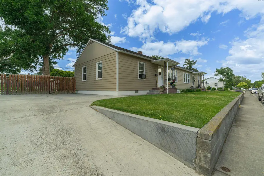 1513 Johnston, Richland, WA 99354 - #3