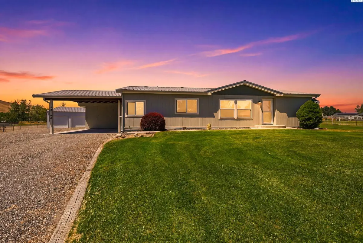 48142 E Mayo Loop, Benton City, WA 99320 - #1