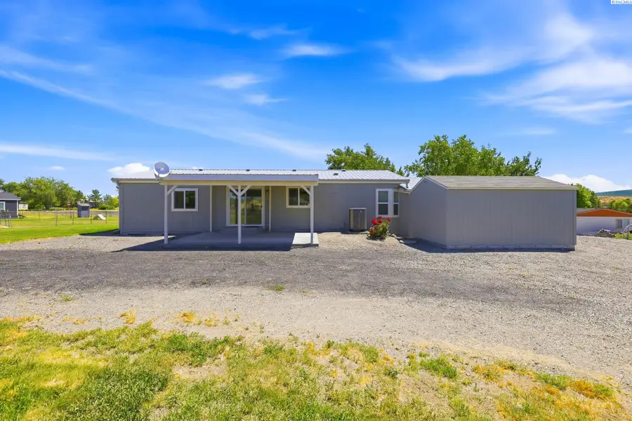 48142 E Mayo Loop, Benton City, WA 99320 - #2