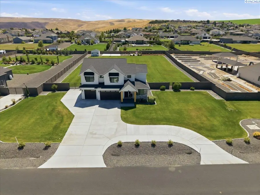 87729 E Calico Rd, Kennewick, WA 99338 - #3