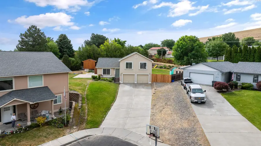 4409 S Sharron, Kennewick, WA 99337 - #2