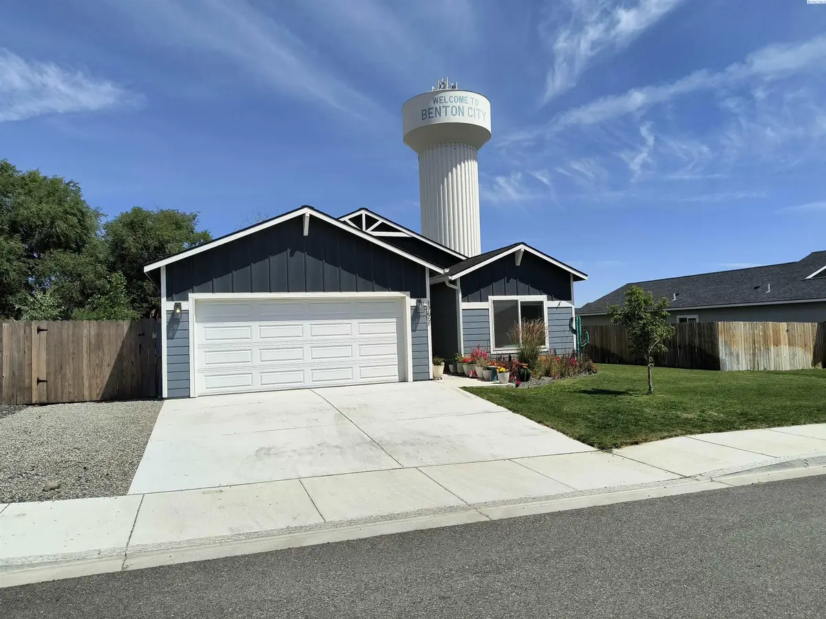 1292 Mary Ave, Benton City, WA 99320 - #1