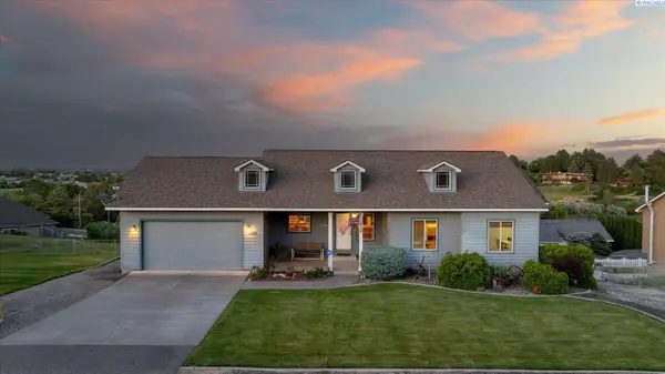 4221 S Fir St, Kennewick, WA 99337