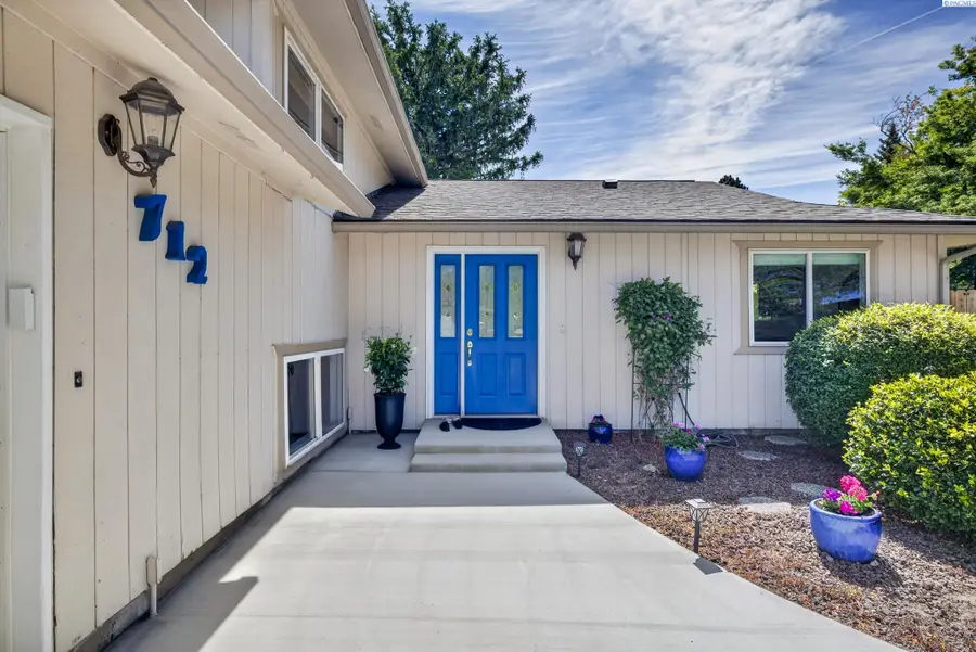 712 N Reed Place, Kennewick, WA 99336 - #3