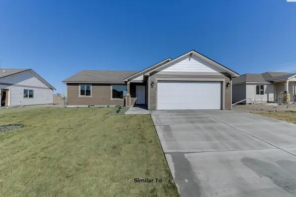 405 Glenwood Ave, Grandview, WA 98930