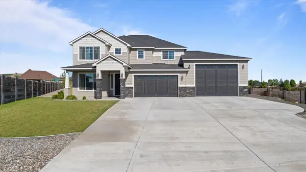 10414 Summit View Ct, Kennewick, WA 99338